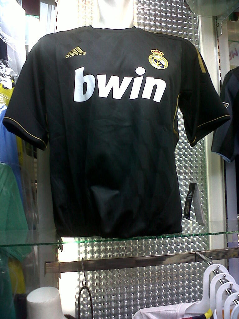 REAL MADRID HOME,AWAY,3RD,SS,LS,GK,COUPPLE,JACKET,HUDDIE,RETRO GRADE A3 THAILAND