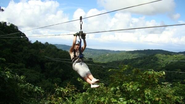 Berani gag Gan maen Flying Fox disini??