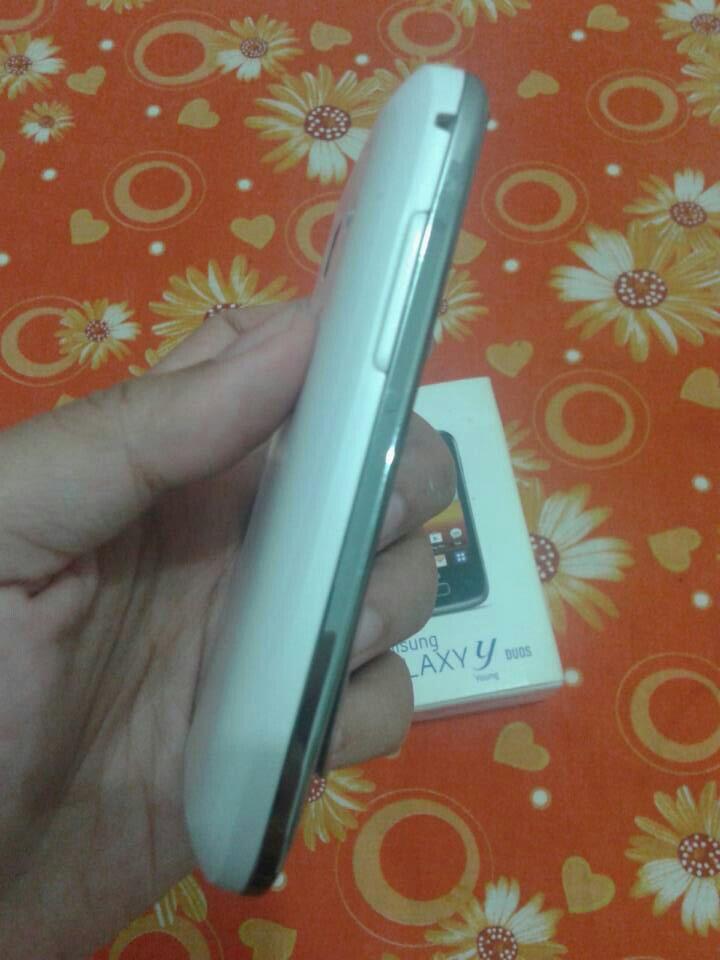 Samsung Y duos & Andromax U