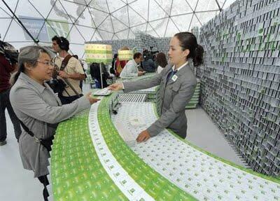 Hotel Yang Terbuat Dari 200.000 Kunci Kartu