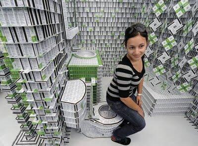 Hotel Yang Terbuat Dari 200.000 Kunci Kartu