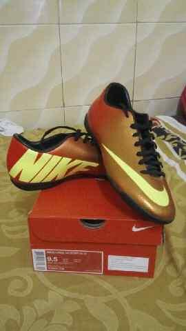 WTS Sepatu Futsal Nike Original BNIB