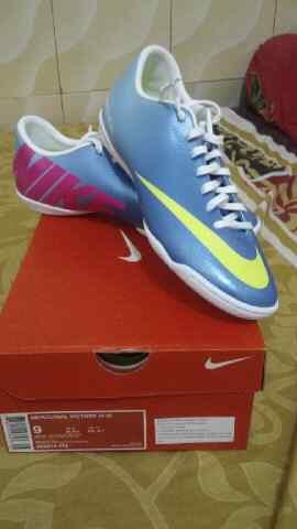 WTS Sepatu Futsal Nike Original BNIB