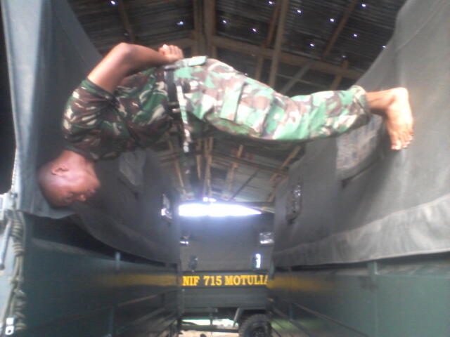 pict lucu, sikap tobat di truk,