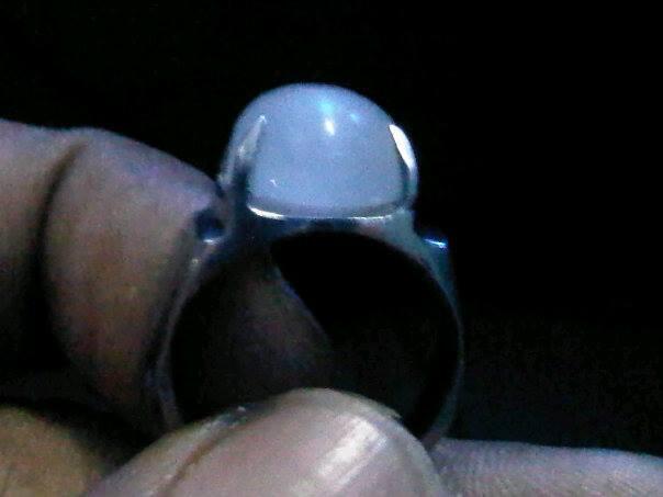 Batu Biduri Bulan Air Beras