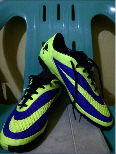 Sepatu Futsal Nike HyperVenom