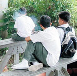 Fakta Remaja suka merokok