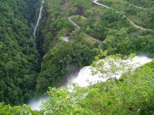 &#91;SI GURA-GURA&#93; Air Terjun Tertinggi Di Indonesia