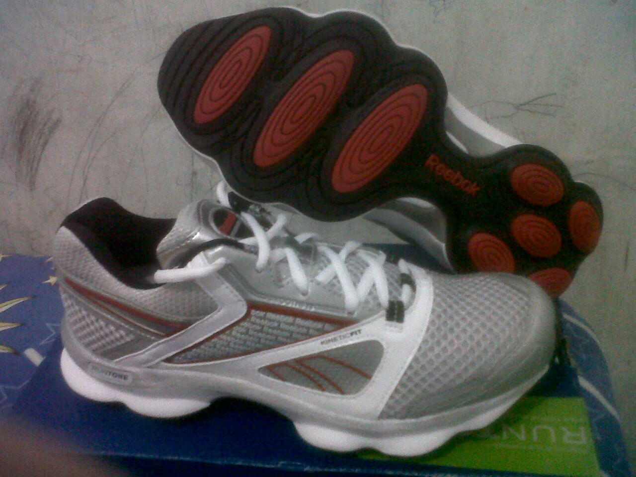 Sepatu Reebok Runtone Motive Original