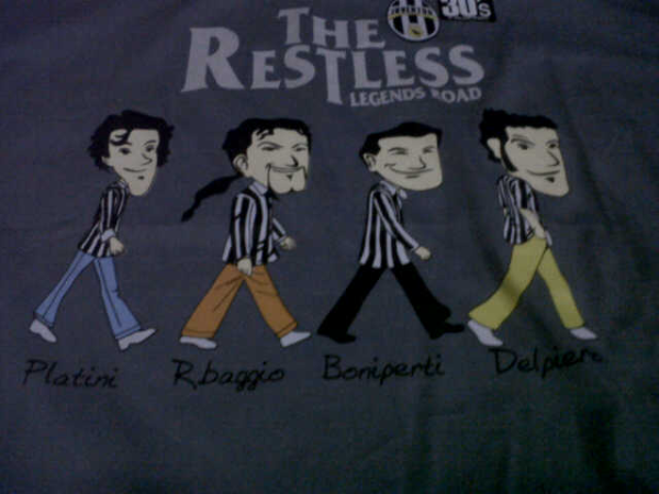 SALE AKHIR TAHUN!! Jersey Original & Kaos Bola, MASUK GAN!!