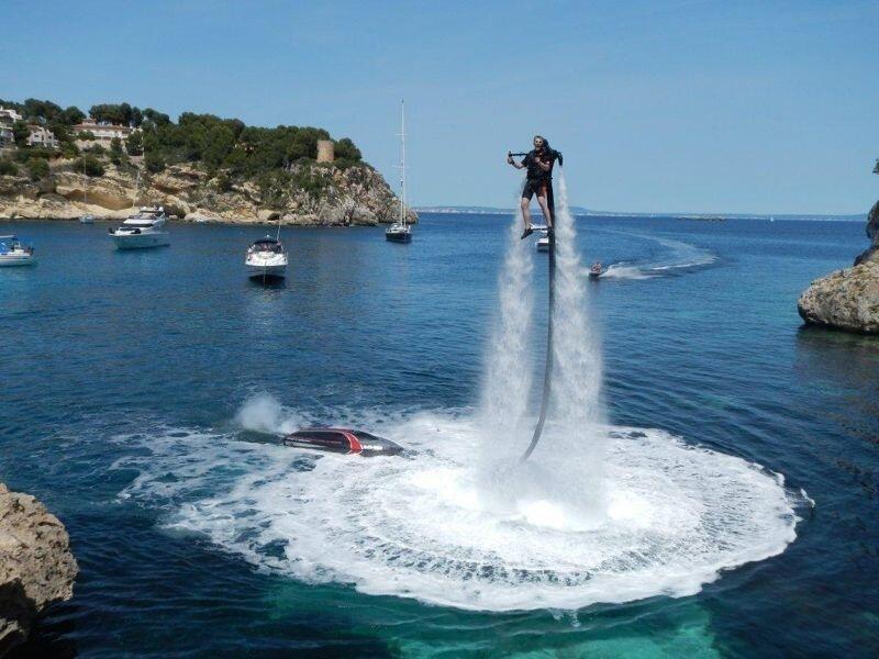 Terbang Dengan Tenaga Air 