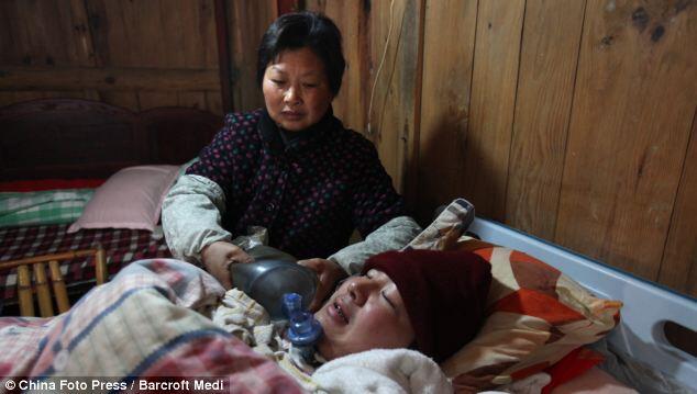 &#91;Menyedihkan&#93;Berjuang Hidup Dengan Ventilator Buatan