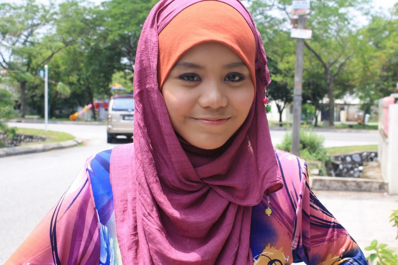 Mengenal seorang " Najwa Latif "