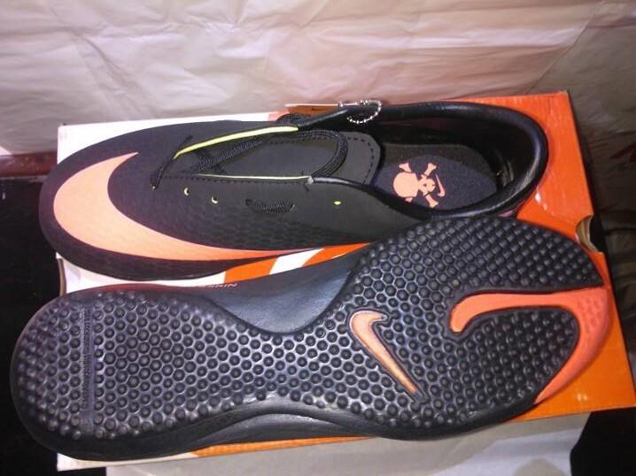 sepatu nike futsal hypervenom
