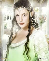 Terpesona Lords of The Ring, Wanita Ini Potong Telinga