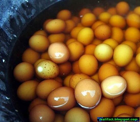 Telur Asin di Cina Dibuat Menggunakan Air Kencing (mari masuppp)