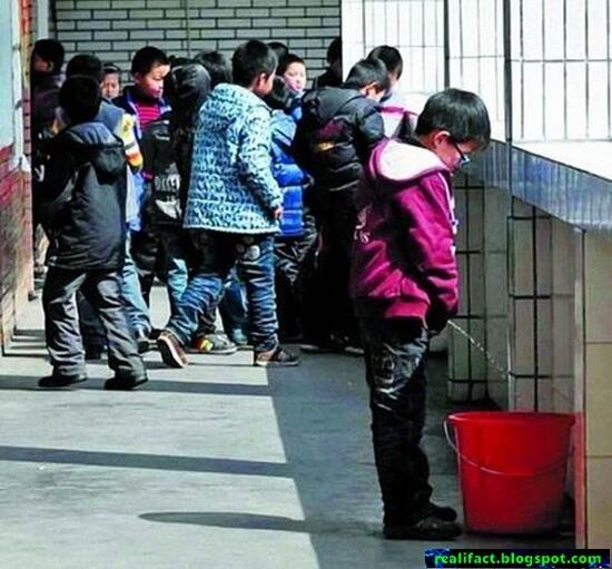 Telur Asin di Cina Dibuat Menggunakan Air Kencing (mari masuppp)