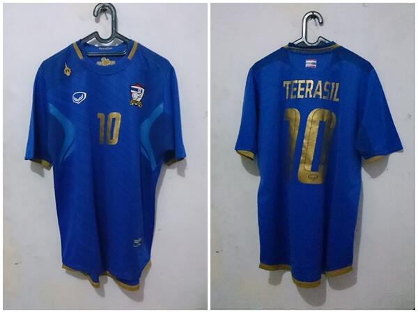 Jersey Thailand Original Grand Sport #10 TEERASIL Gold Font