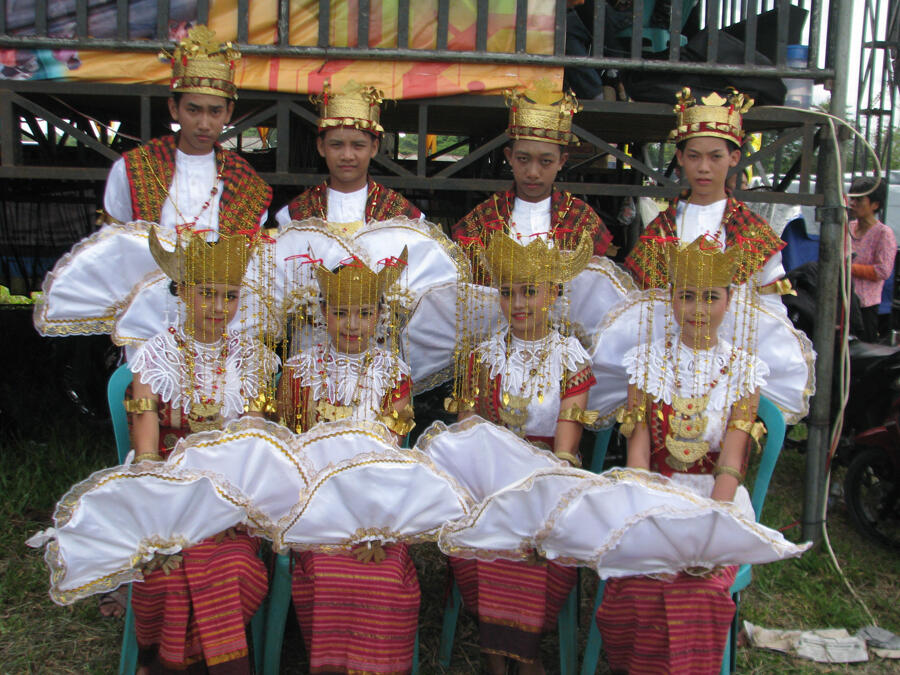 Sanak Lampung dija.. Nyak aga nanya..??