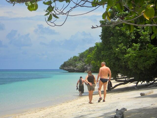 &#91;SHARE&#93;Pulau / Pantai Yang Indah Hanya Di Indonesia.!! Masih Mau Ke Luar Negeri??