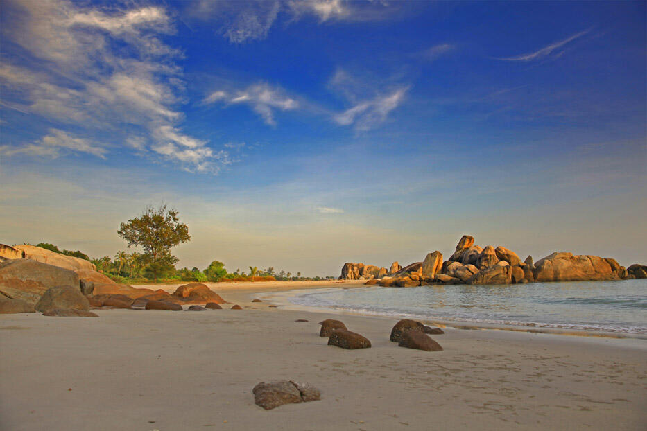 &#91;SHARE&#93;Pulau / Pantai Yang Indah Hanya Di Indonesia.!! Masih Mau Ke Luar Negeri??
