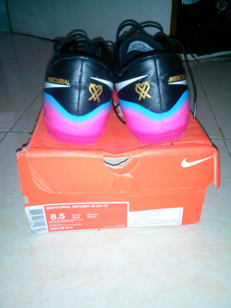 Nike Mercurial Rainbow CR7 size 42 , udh Rare nih , Murmer !!