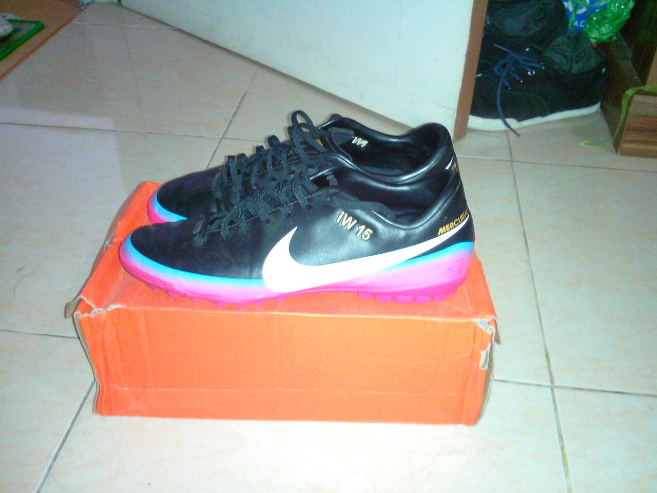 Nike Mercurial Rainbow CR7 size 42 , udh Rare nih , Murmer !!