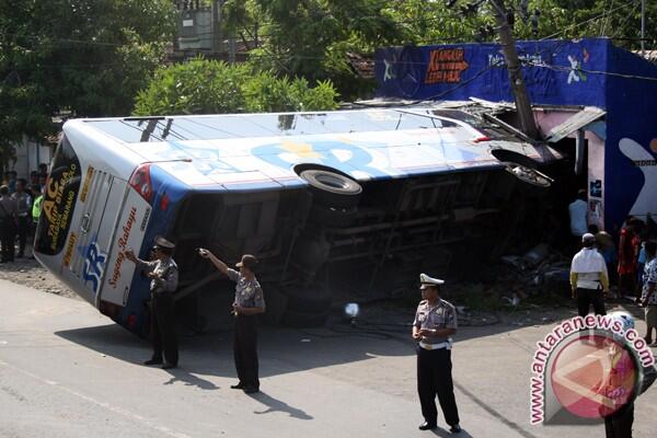 Bus maut Sumber Kencono yang selalu memakan korban (warga jombang pasti tau)