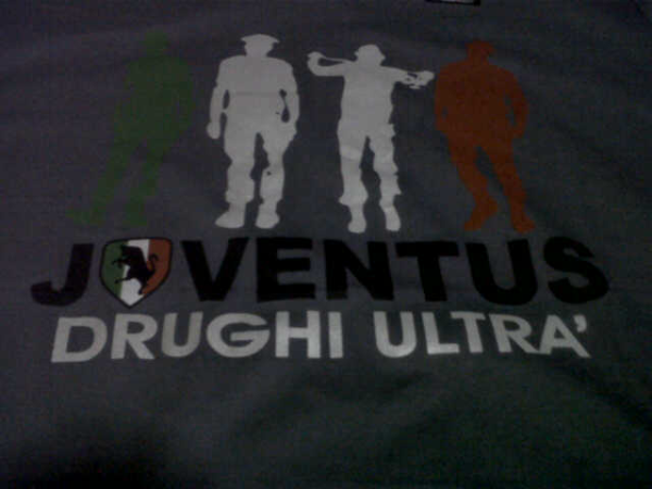 SALE AKHIR TAHUN!! Jersey Original & Kaos Bola, MASUK GAN!!