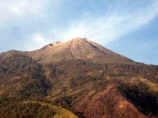 10 GUNUNG TERTINGGI DI PULAU JAWA