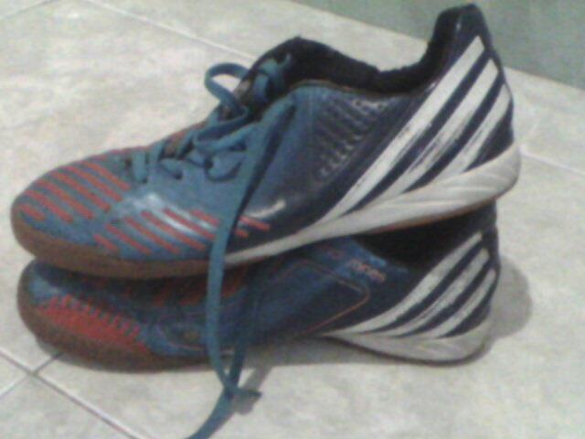sepatu futsal adidas size 42 made in vietnam