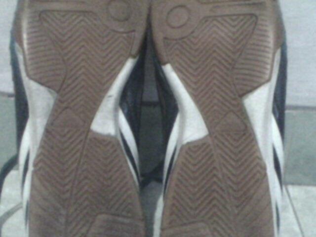sepatu futsal adidas size 42 made in vietnam