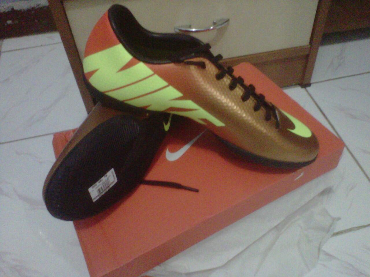 JUAL Sepatu Futsal Nike Mercurial Victory IV Sunset