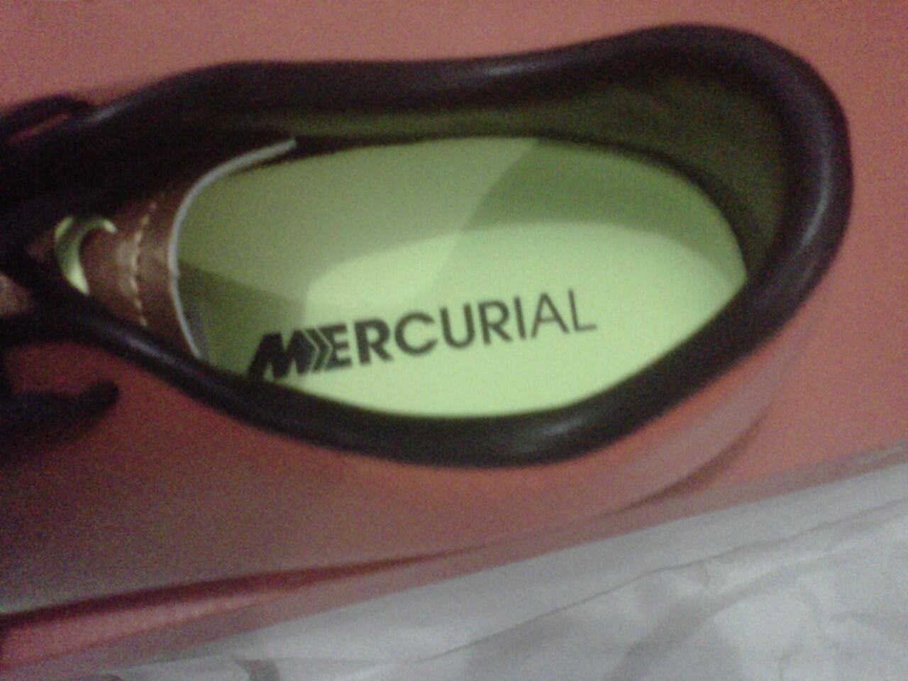 JUAL Sepatu Futsal Nike Mercurial Victory IV Sunset