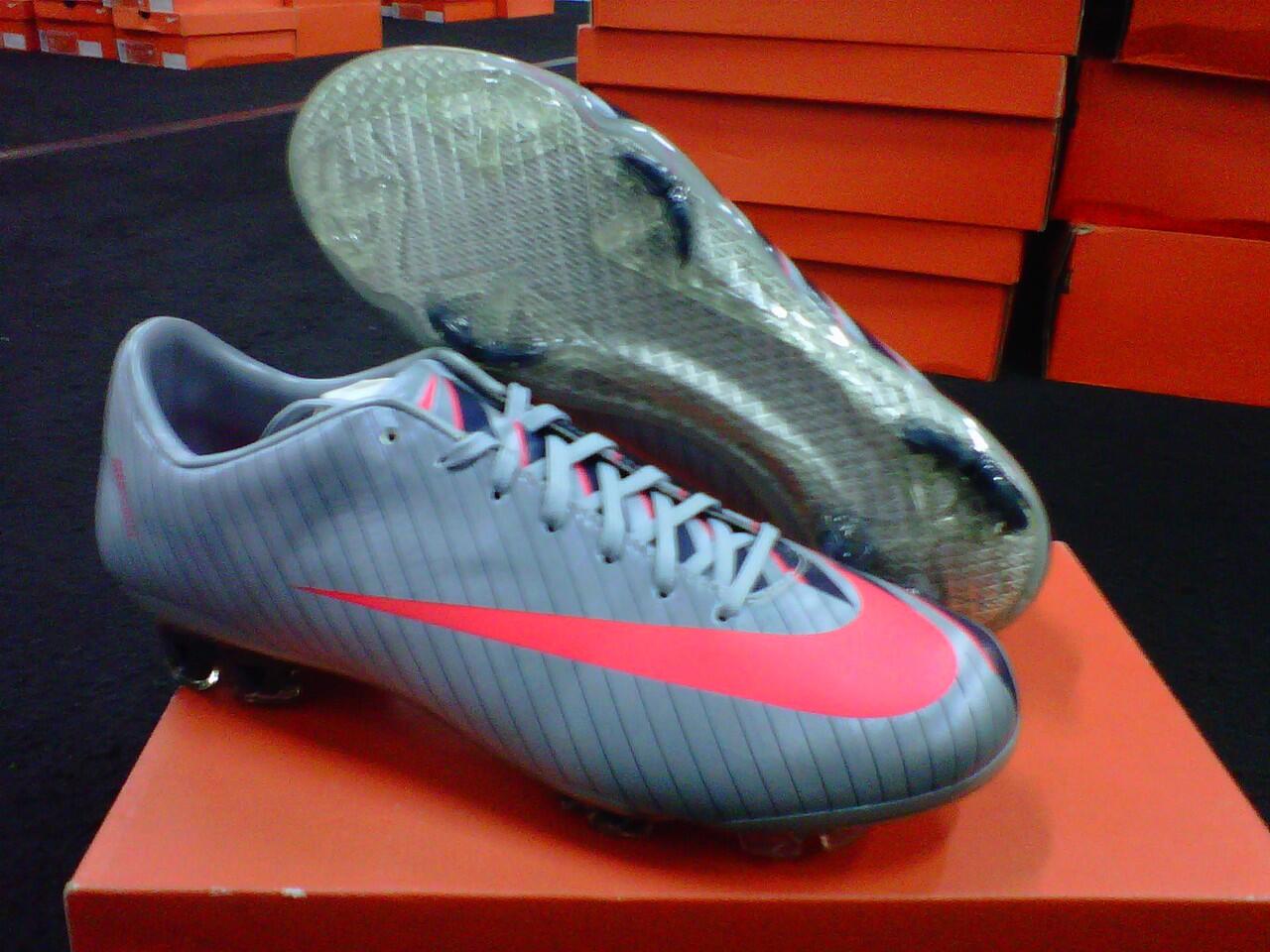 sepatu original super murah!!!!nike Mercurial vapor CR Vll fg(Limited edition)
