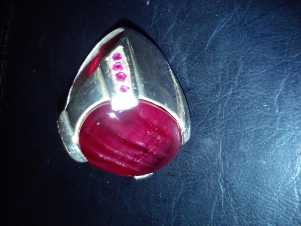 Cincin Natural Ruby Pigeon Blood Burma