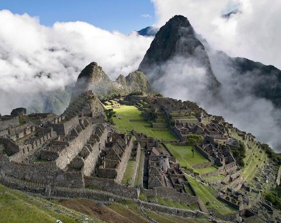 20 Foto Tempat Liburan yang Kayaknya Seru Didatengin Pas Weekend 