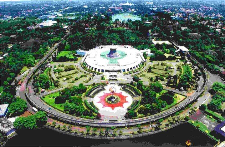 15 TEMPAT LIBURAN DAN REKREASI TERBAIK DI INDONESIA