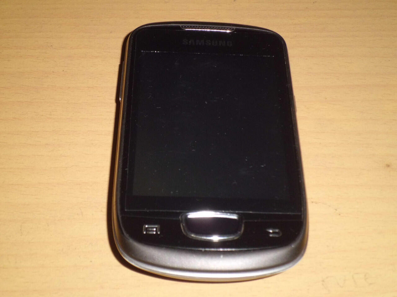 BLACKBERRY 9330 + GALAXY MINI (BANYAK BONUS)