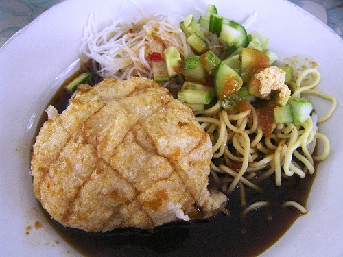 Pempek diKLAIM milik Jambi, gubernur Sumsel siap
PERANG !!!