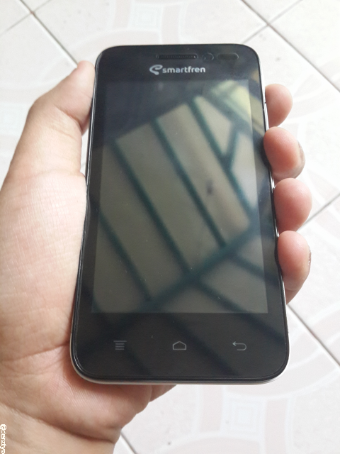 Smartfren Andromax G  Hisense AD687G  KASKUS