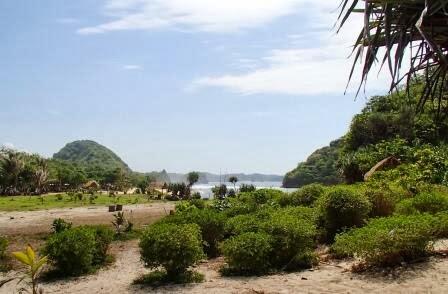 Pantai Gua Cina lebih baik dari pada Sempu 