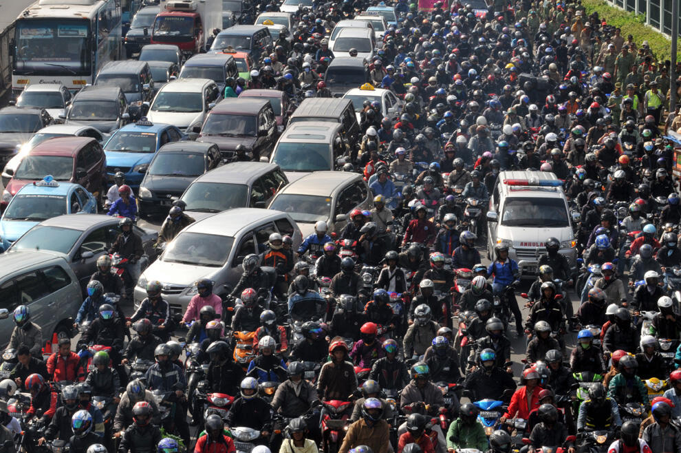 Foto Foto Suasana Jakarta: Macet Vs Sepi