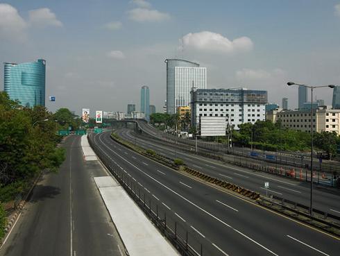 Foto Foto Suasana Jakarta: Macet Vs Sepi