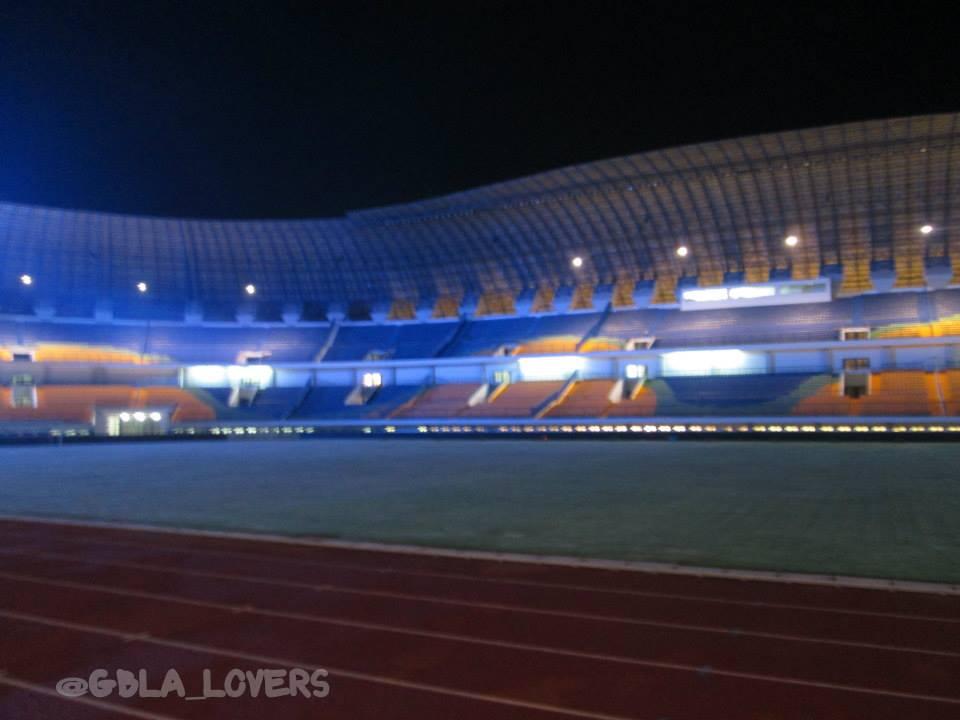 Stadion Termodern Di Indonesia Hadir 2014 Terbaru !