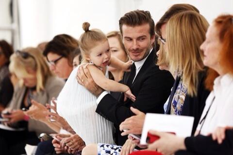 Balita 2 thn sukses raih Rp.40jt karena mirip putri David Beckham