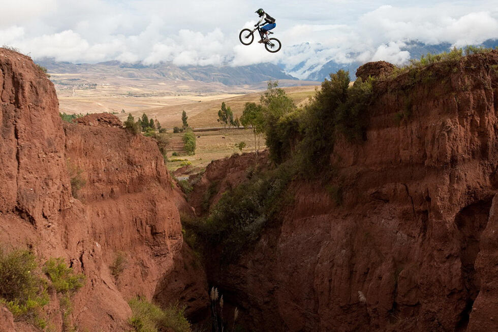  &quot; Adrenalin Junkies &quot; Kegiatan yang butuh ketrampilan dan Nyali yang besar !