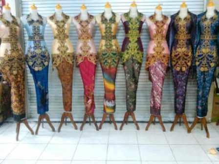 JUAL KEBAYA BAHAN POLA DARI GLITTER