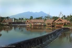 Tempat Makan Romantis di Bogor gan !!