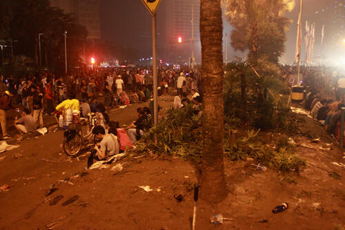 Kelakuan Warga Jakarta di Jakarta Night Festival... MIRIS GAN